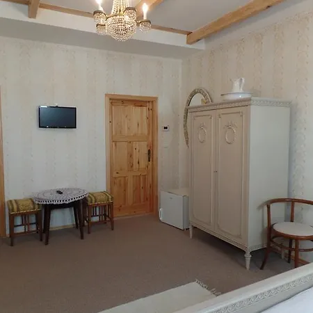 Keramika 3* Jindrichuv Hradec